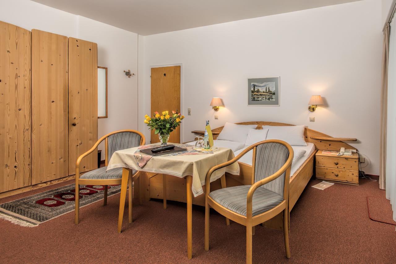 Hotel Pension Cafe Hasler Bodman-Ludwigshafen Exterior foto