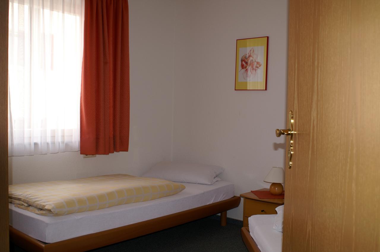 Hotel Pension Cafe Hasler Bodman-Ludwigshafen Exterior foto